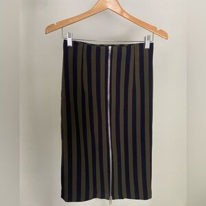 Zara, size Small, pencil skirt